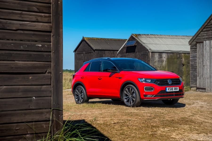  Volkswagen T-Roc R-Line 2017 года  (UK) (фото 17 из 33)